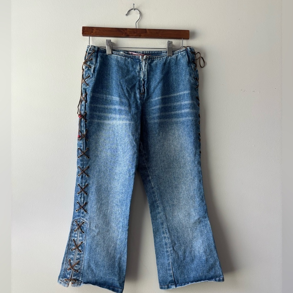 Vitamin Z Y2K Capri jeans with Side leather straps size 14‎ Junior